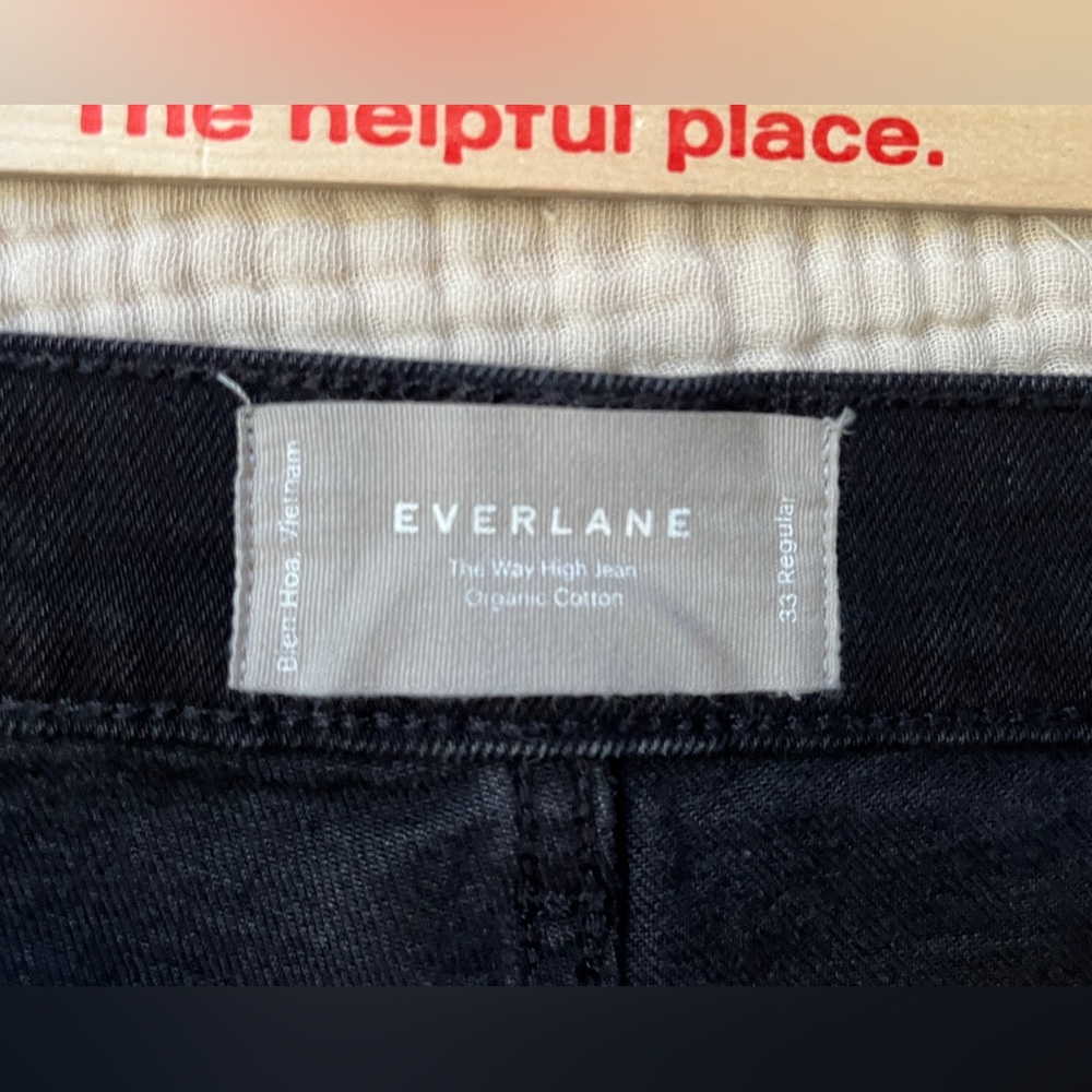 Women’s Black High-Rise Slim Straight Jeans - Picture 2 of 9